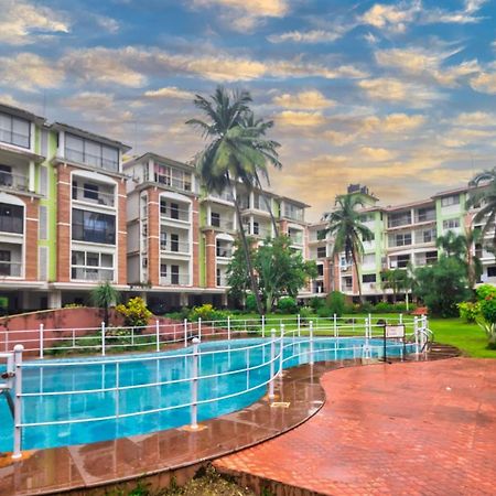 Amazing Pool View Candolim Goa 2Bhk Apartment Esterno foto